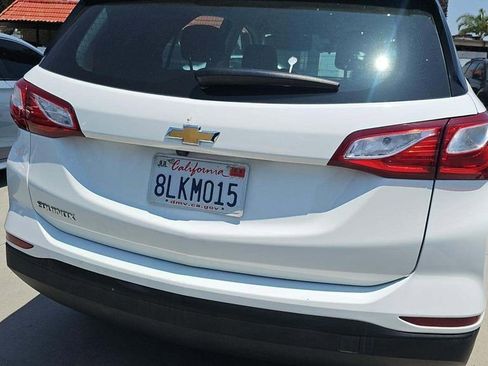 Used 2019 Chevrolet Equinox LS FWD image 21