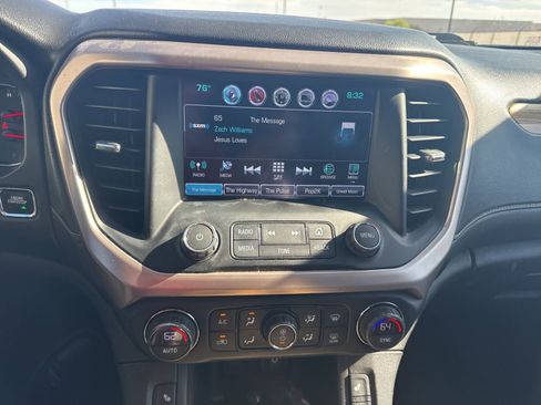 Used 2017 GMC Acadia Denali AWD/4WD image 10