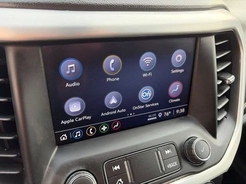 Used 2023 GMC Acadia SLE FWD image 22