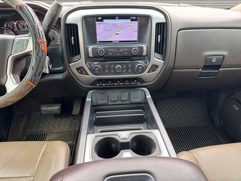 Used 2016 GMC Sierra 1500 SLT w/ SLT Preferred Package AWD/4WD image 12
