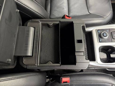 Used 2021 Ford Explorer Limited w/ Equipment Group 301A image 29