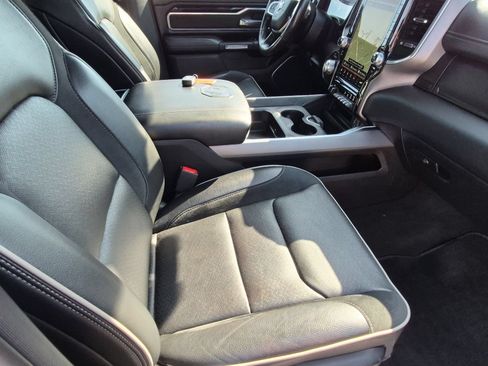 Used 2021 RAM 1500 Laramie AWD/4WD image 19