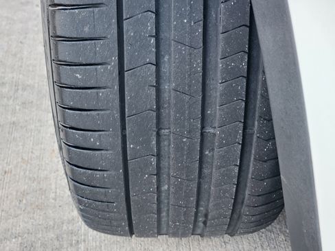 Used 2021 Tesla Model Y Performance image 10