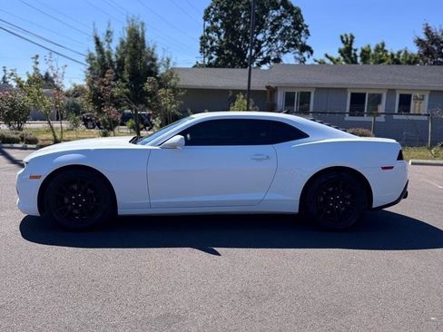 Used 2015 Chevrolet Camaro LS RWD image 8