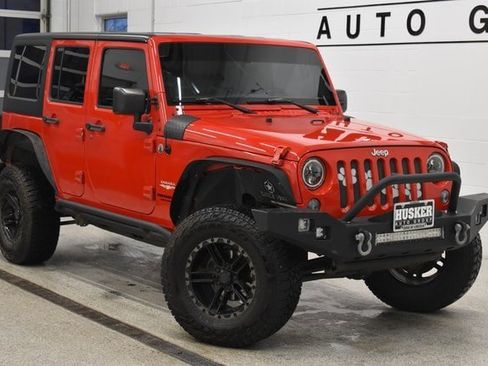 Used 2015 Jeep Wrangler Unlimited Sahara w/ Connectivity Group image 1