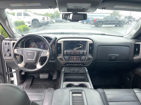 Used 2016 GMC Sierra 2500 Denali w/ Suspension Package, Off-Road AWD/4WD image 20