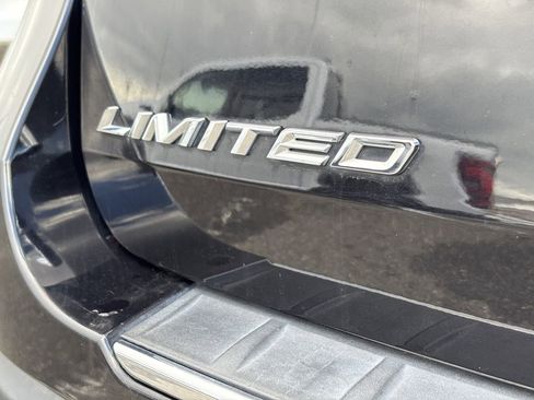 Used 2023 Ford Explorer Limited w/ Equipment Group 301A image 12