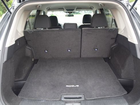 Used 2023 Nissan Rogue SV image 23