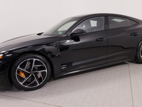 Used 2024 Audi RS e-tron GT w/ Carbon Performance Package image 1