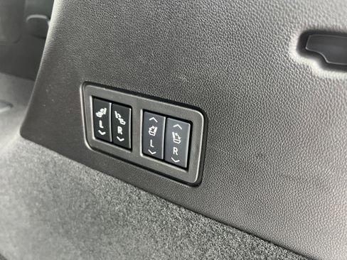 Used 2024 Cadillac XT6 Sport w/ Technology Package image 14