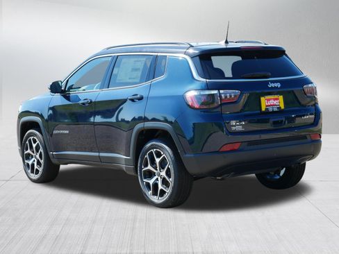 New 2026 Jeep Compass Limited AWD/4WD image 3