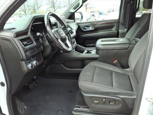 Used 2022 GMC Yukon SLE w/ Gmc Pro Safety Plus Package image 10