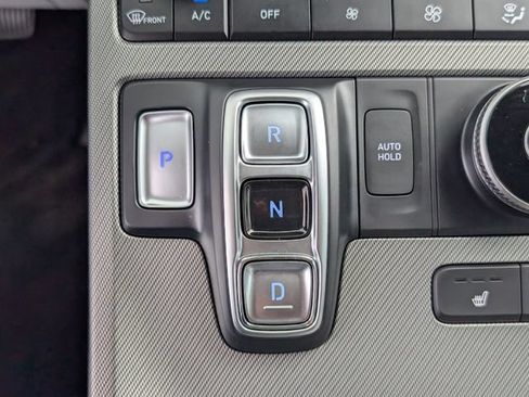 Used 2025 Hyundai Palisade SEL FWD image 21