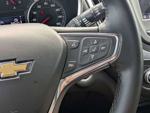 Used 2024 Chevrolet Equinox LT FWD image 25