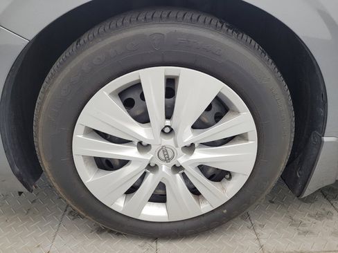Used 2024 Nissan Sentra S FWD image 31