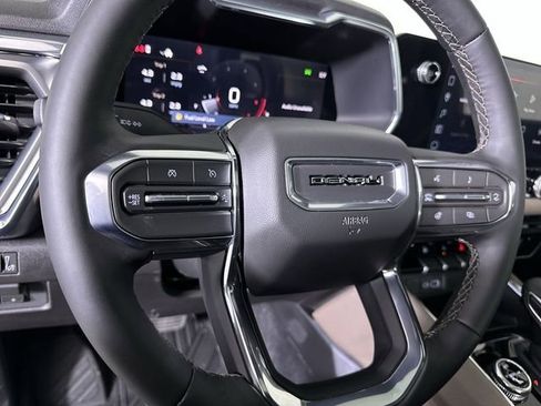 New 2026 GMC Canyon Denali image 19