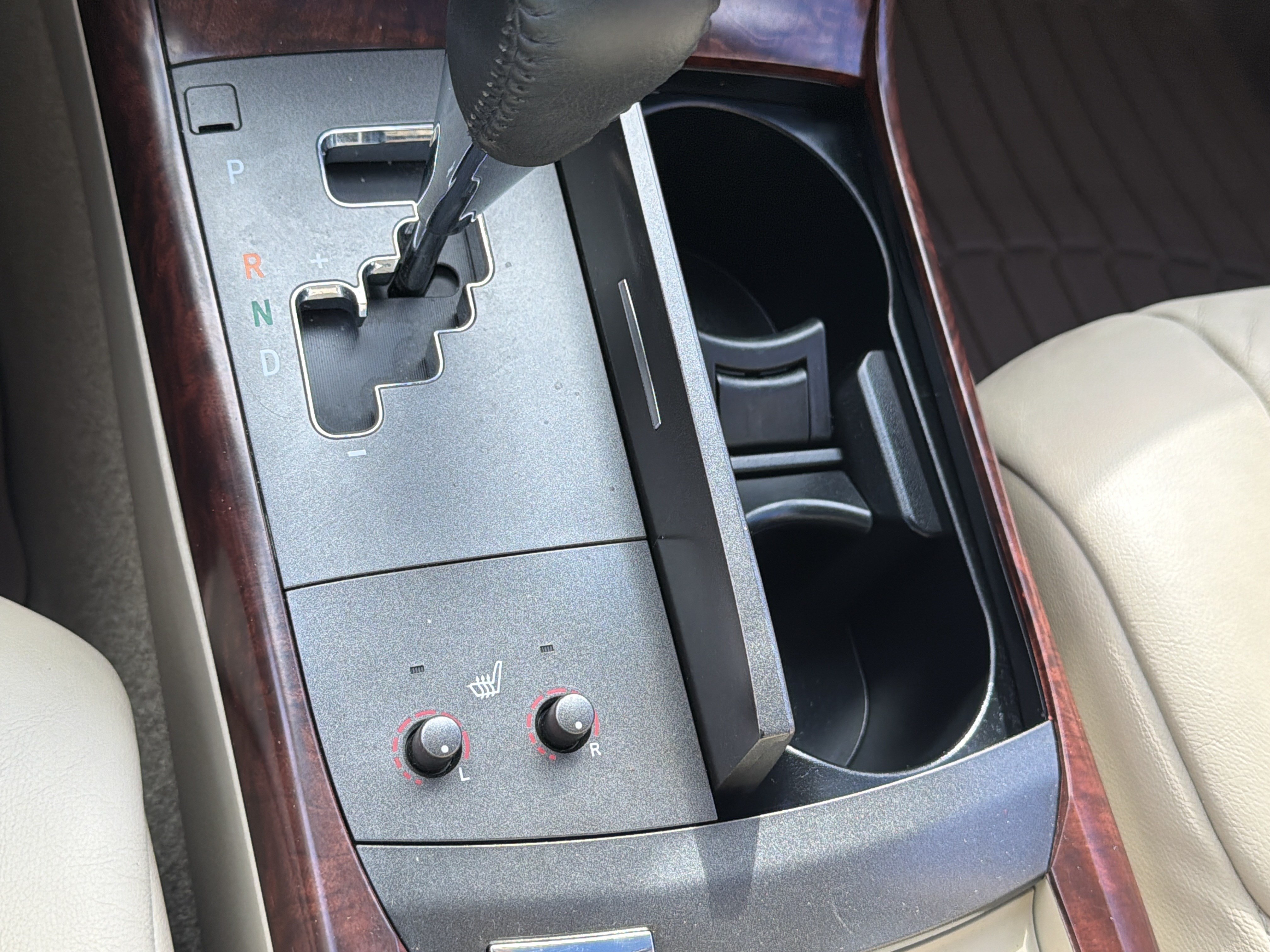 Used 2012 Toyota Avalon FWD image 22