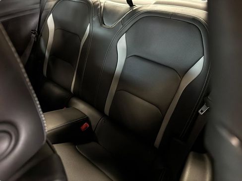 Used 2022 Chevrolet Camaro SS RWD image 5