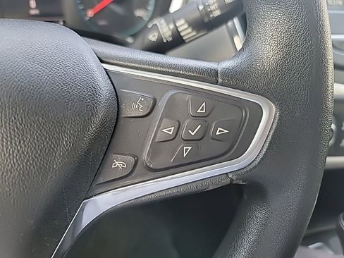 Used 2018 Chevrolet Equinox LS image 20