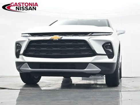Used 2023 Chevrolet Blazer LT w/ Convenience Package image 34