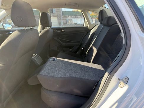 Used 2021 Volkswagen Jetta S image 38