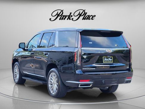 Used 2023 Cadillac Escalade Premium Luxury AWD/4WD image 3