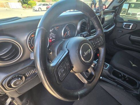 Used 2022 Jeep Wrangler Unlimited Sport AWD/4WD image 10