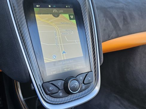 Used 2019 McLaren 570S Spider image 35