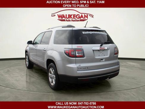 Used 2015 GMC Acadia SLE AWD/4WD image 5