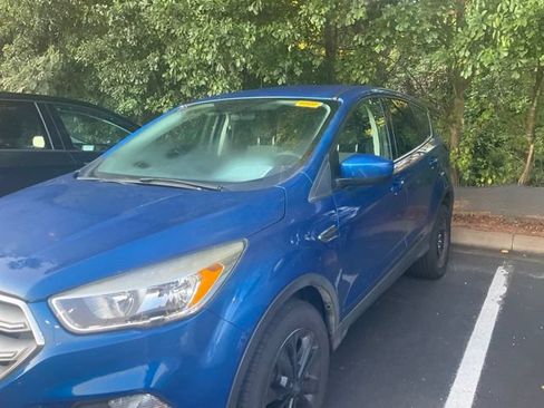 Used 2019 Ford Escape SE AWD/4WD image 9
