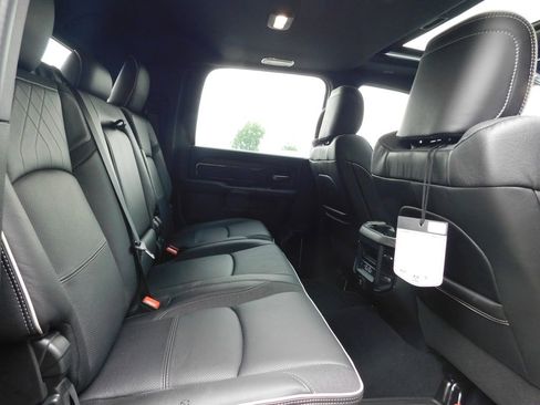 Used 2026 RAM 2500 Limited AWD/4WD image 5