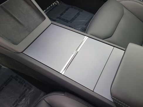 Used 2025 Tesla Model 3 Long Range image 33