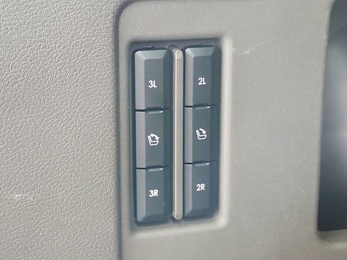 Used 2023 Lincoln Navigator L Reserve AWD/4WD image 55