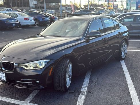 Used 2017 BMW 330i xDrive Sedan image 7