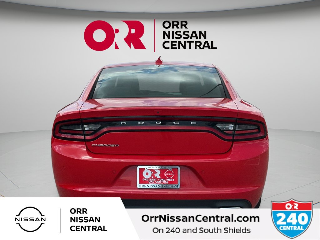 Used 2023 Dodge Charger SXT RWD image 6