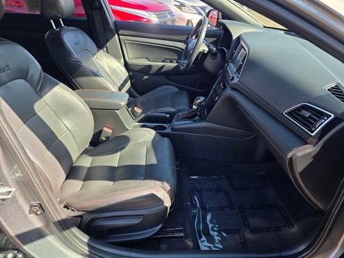 Used 2018 Hyundai Elantra Sport FWD image 10