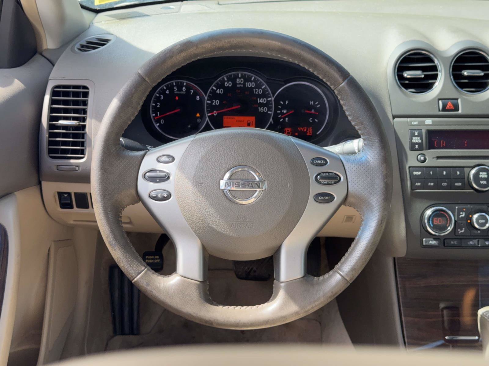 Used 2011 Nissan Altima 2.5 SL w/ 2.5SL Pkg FWD image 12