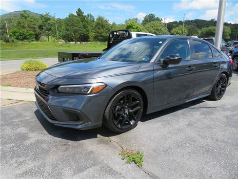 Used 2024 Honda Civic Sport image 1