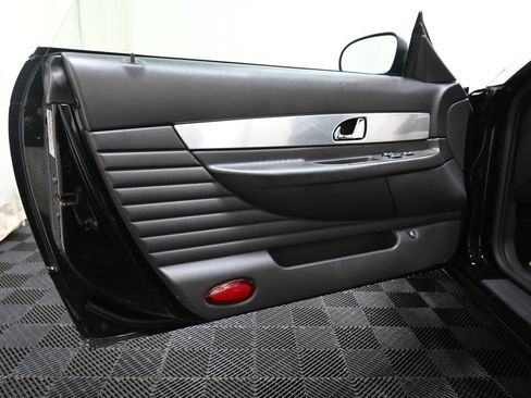 Used 2002 Ford Thunderbird RWD image 14