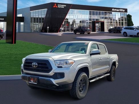 Used 2023 Toyota Tacoma SR image 1