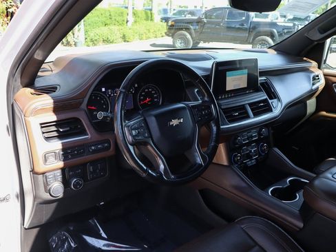 Used 2021 Chevrolet Suburban High Country w/ Premium Package image 22