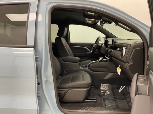 New 2025 Chevrolet Colorado Z71 w/ Technology Package image 16