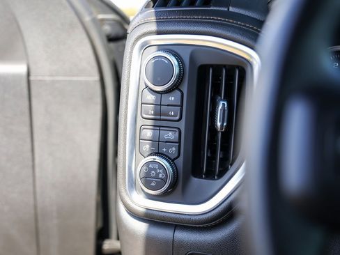 Used 2019 GMC Sierra 1500 AT4 w/ AT4 Premium Package image 18