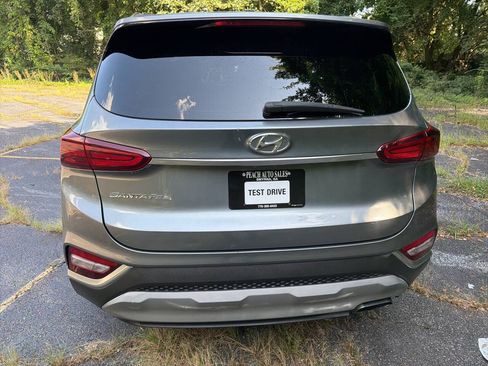 Used 2019 Hyundai Santa Fe SE FWD image 7