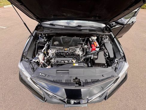 Used 2019 Toyota Camry SE w/ Convenience Package FWD image 19