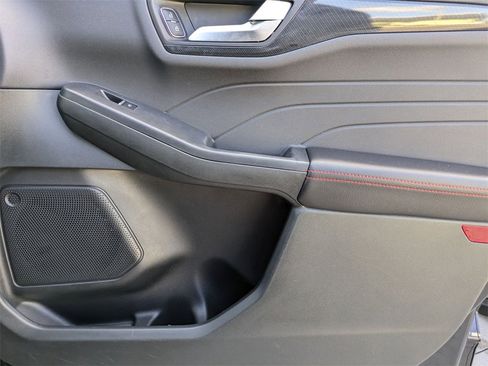 Used 2025 Ford Escape ST-Line image 32