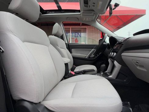 Used 2018 Subaru Forester 2.5i Premium AWD/4WD image 18
