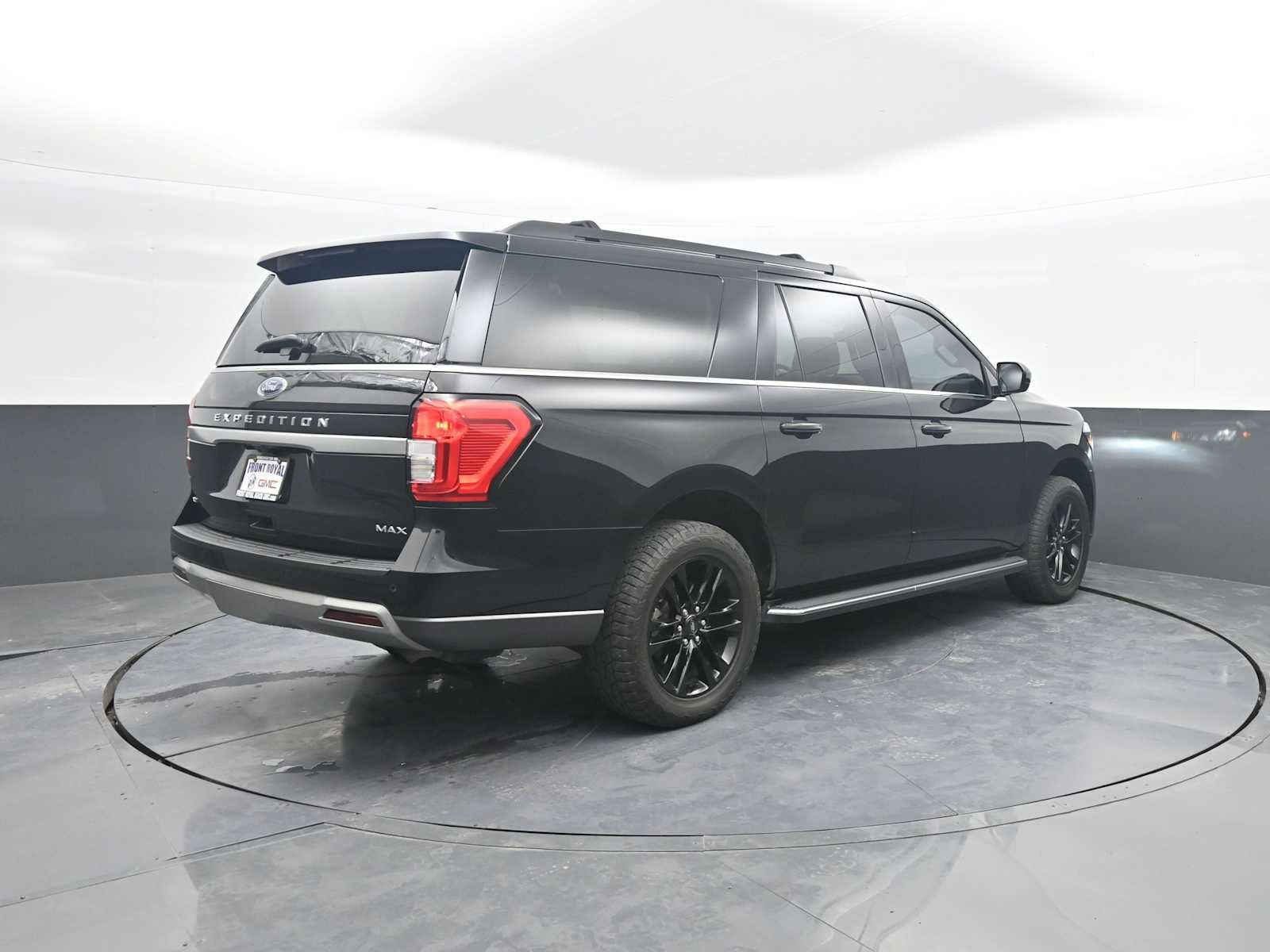 Used 2023 Ford Expedition Max XLT AWD/4WD image 8