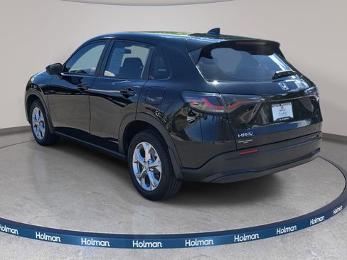 Certified 2024 Honda HR-V LX image 8