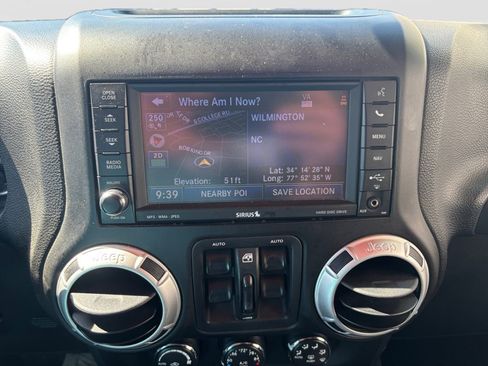 Used 2013 Jeep Wrangler Unlimited Sahara w/ Connectivity Group AWD/4WD image 17